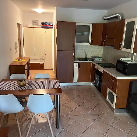 Mario Apartment Brela Luaran gambar
