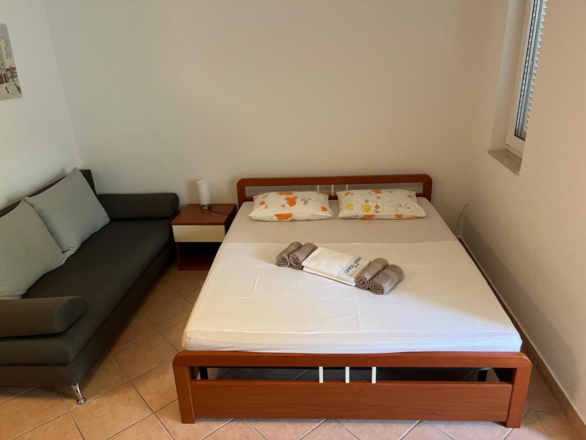Mario Apartment Brela Luaran gambar